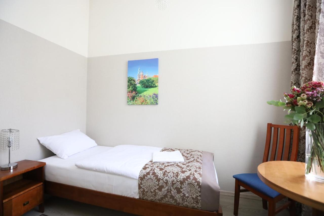 Dream Garden Palace Aparthotel Krakow Exterior photo