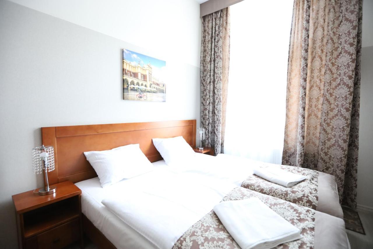 Dream Garden Palace Aparthotel Krakow Exterior photo